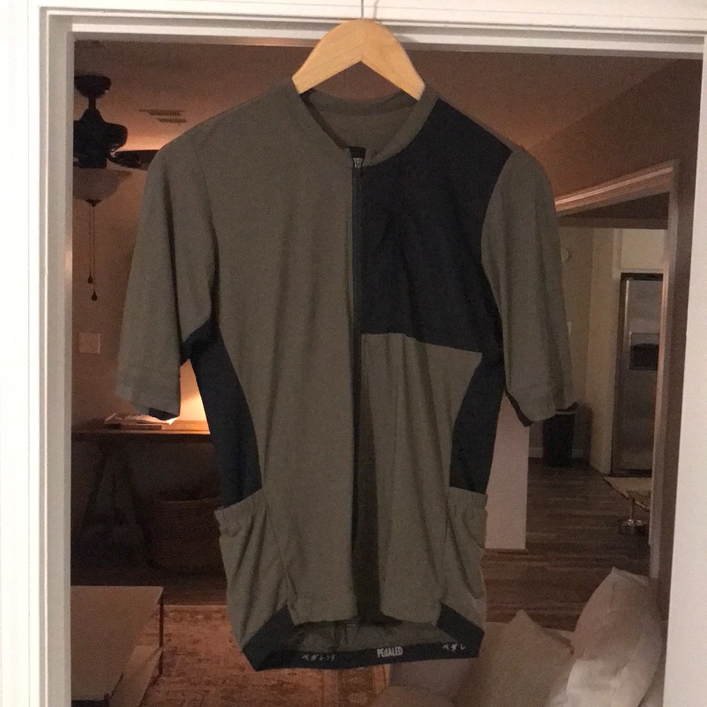Medium PEdALED Adventure Cycling Jersey